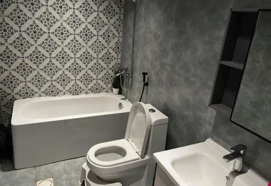 شقة ارضيه للبيع الدمام حي احد مساحة 181 م