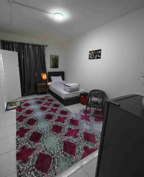 غرفه استوديو للايجار المفروش شارع التسعين