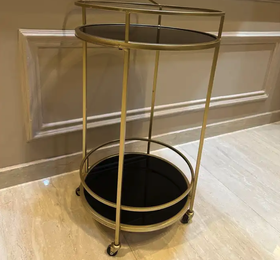 عربية تقديم