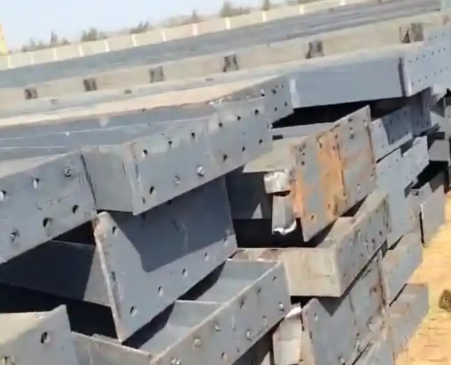 مکہ حداد لحام حداد حداد هناجر مظلات سندويش مضلات