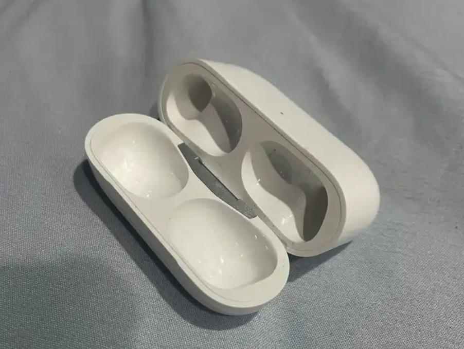 سماعة ابل AirPods Pro 2