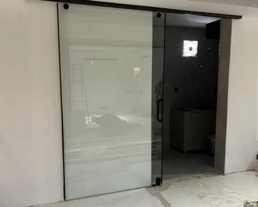 معلم زجاج س ريت جد باب زجاج شاورات مرايات شاورات زجاج م اتب
