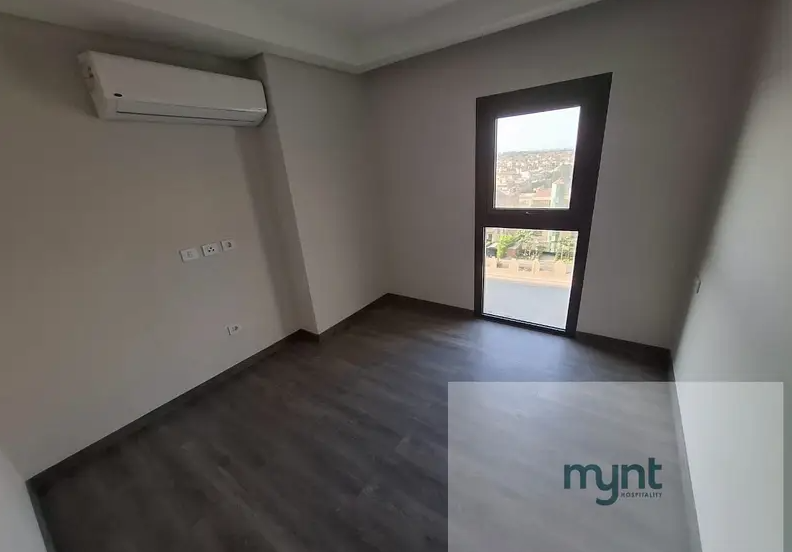 شقة نصف تشطيب غرفتين للإيجار في زد ويست الشيخ زايد | MYNT Hospitality