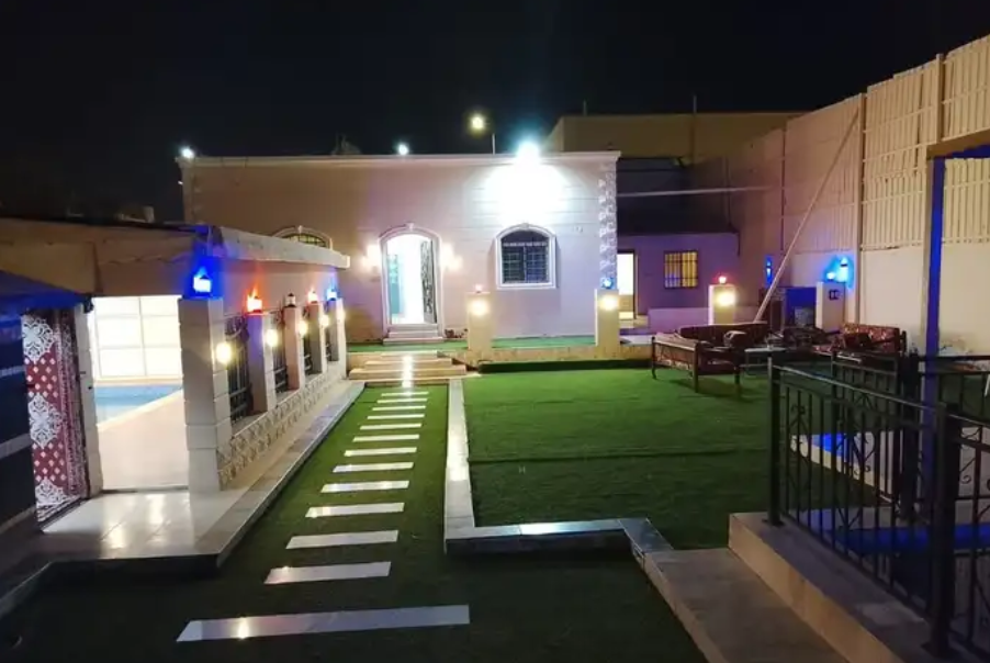 استراحه للايجار اليومي وشقق وغرف مفروشه في ينبع