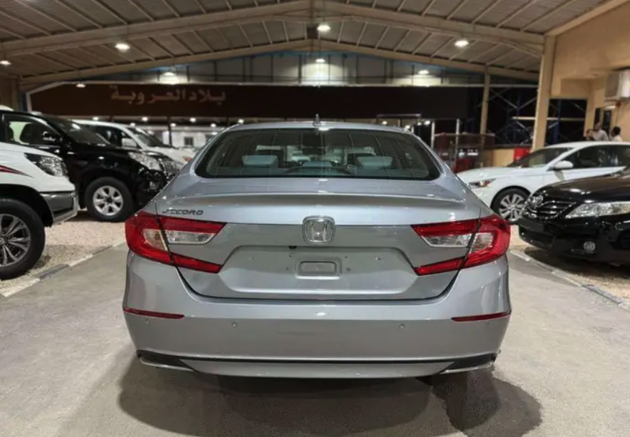 هوندا اكورد ستاندر 2021 مخزن