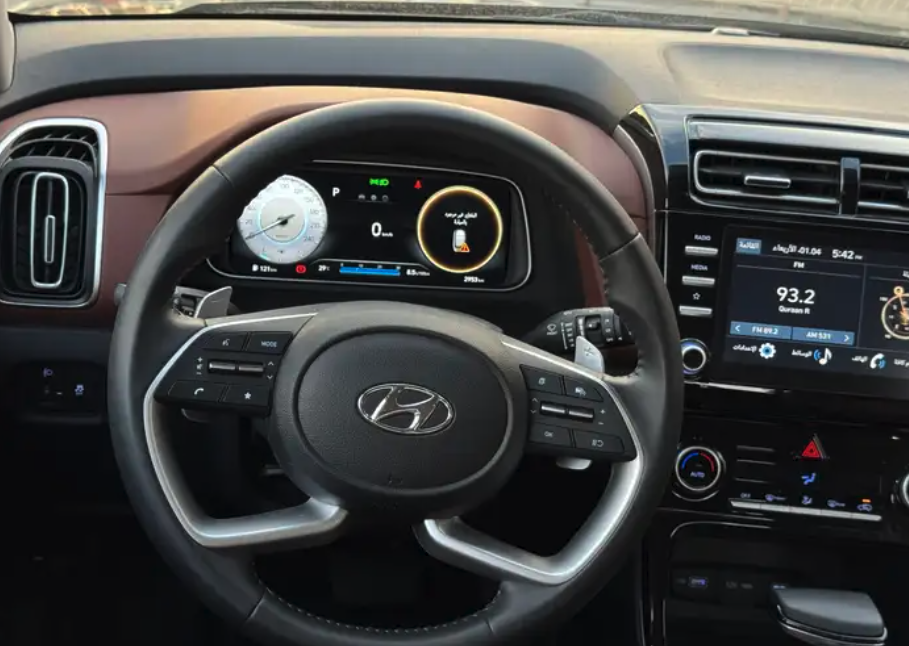 كريتا 2023 فل كامل عداد 3الاف فقط