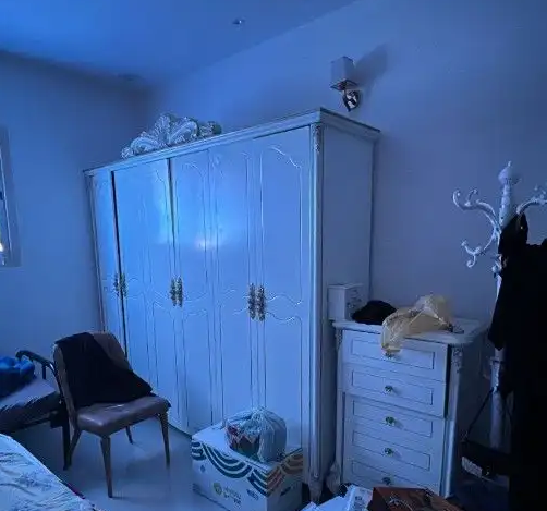 شركة نقل عفش فك وتركيب اثاث مكاتب غرف نوم مكيفات بالرياض