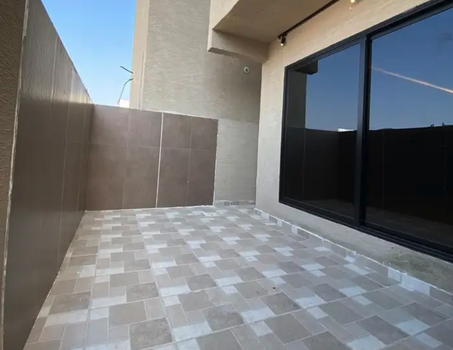 فيلا فاخره للبيع مكه العوالي