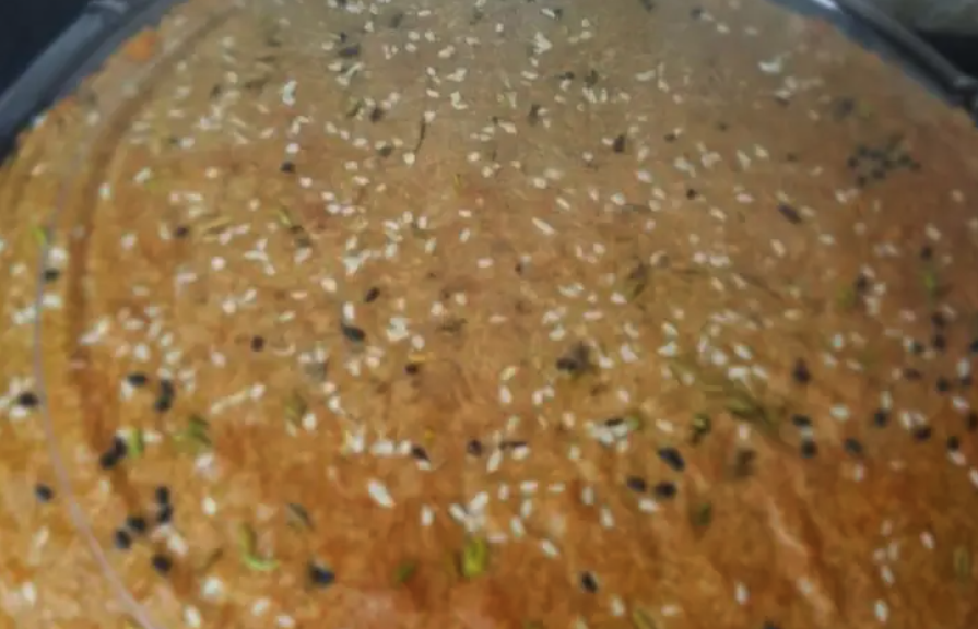 كيكة دخن محشية بالتمر