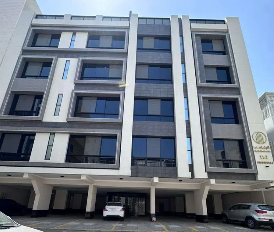 شقه للبيع بجده حي الروضه 4غرف يوجد اكثرمن عرض في الروضه