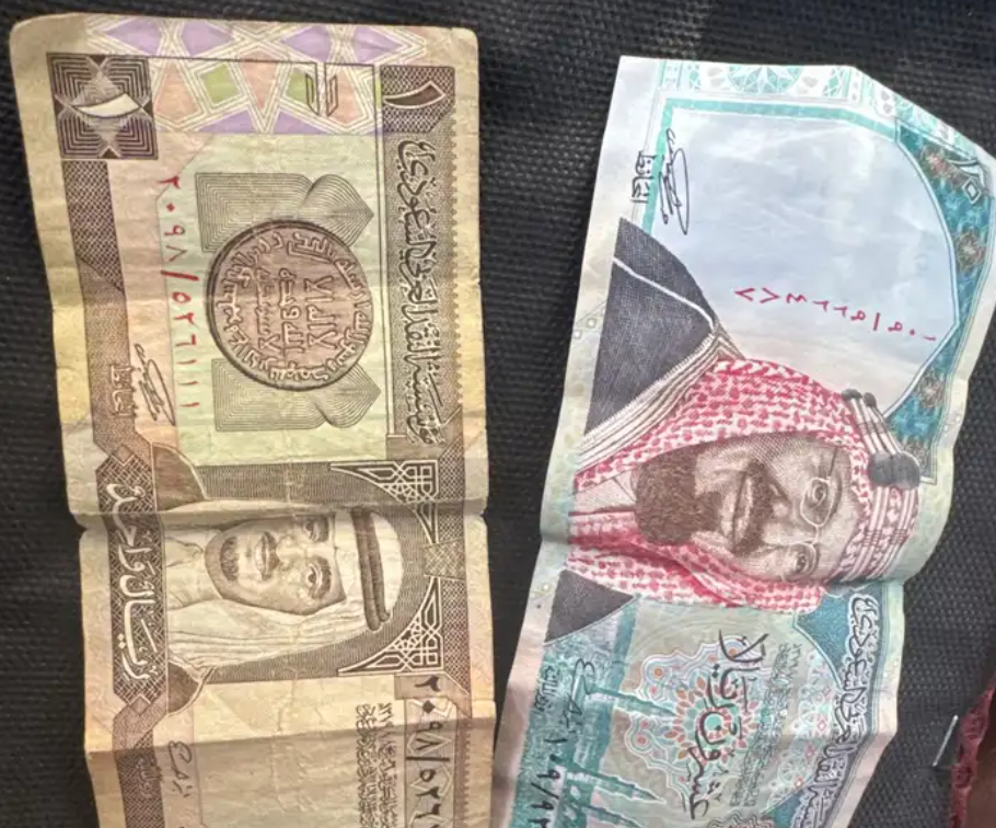 عملات نقديه