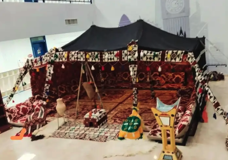 تاجر جلسات شعبيه تاجر كنب تاجر طاوله كراسي قهوجيين