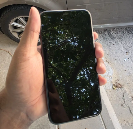 Iphone 11 64gb with 80%battery life and Airpods 3rd gen