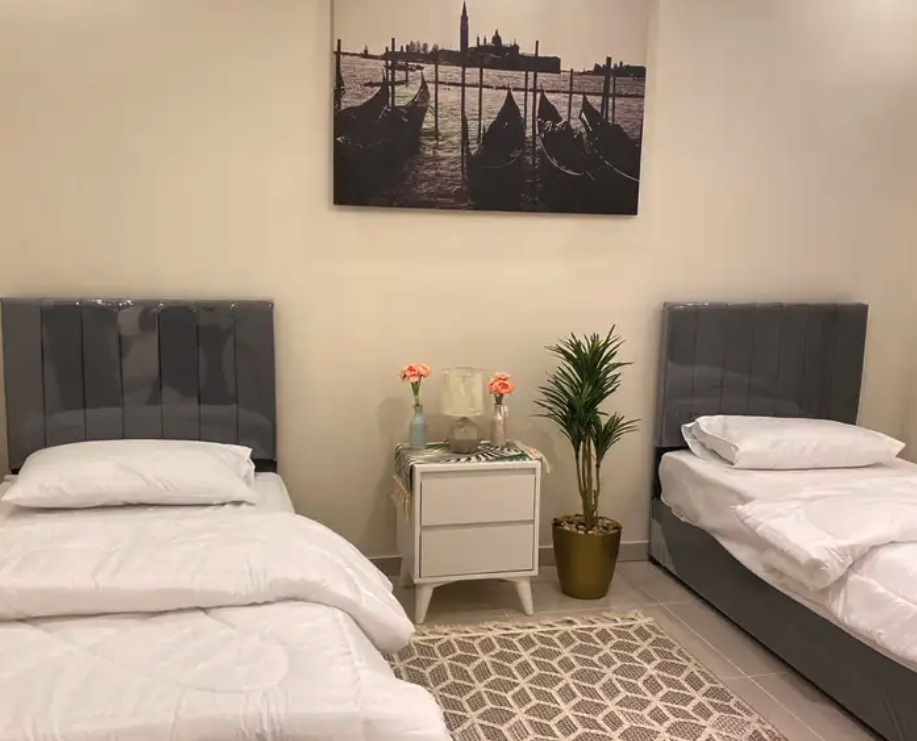 شقق اجار شهري 1 او 2 غرف نوم موقع مميز