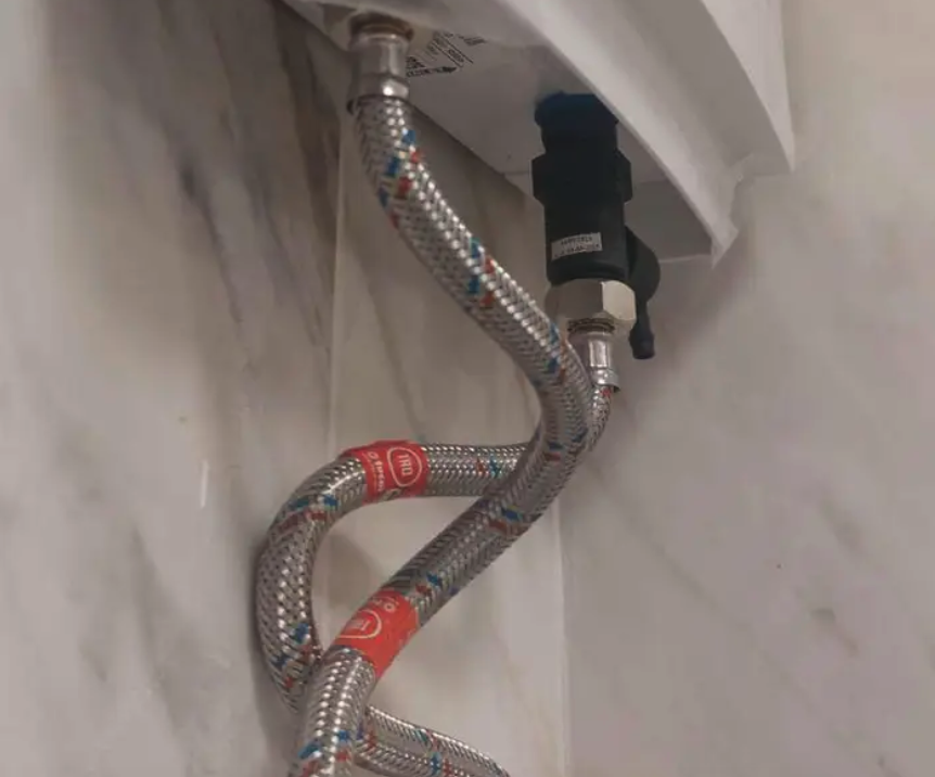 سخان ارستو على ضمان الشركة