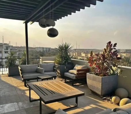 قصر بانورامي متشطب 1009 متر 3 ادوار مع حمام سباحة خاص بجوار Mountain View و Nyoum من Grand Heights