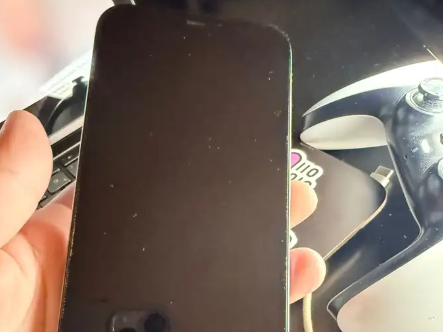 آيفون 12 برو ماكس -IPhone 12 pro Max نظيف