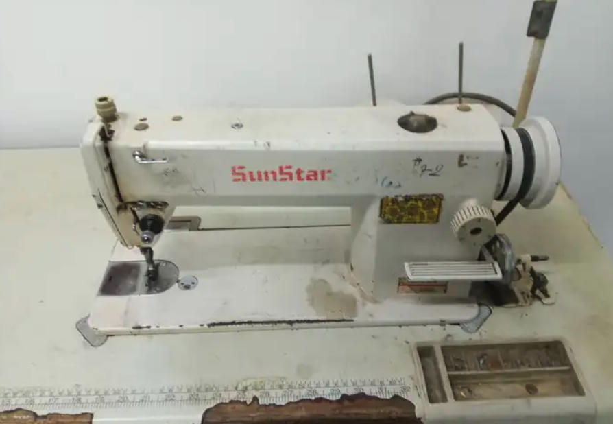 مكينة خياطه للبيع