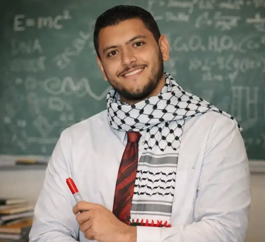 معلم أردني متابعة وتأسيس الصفوف الأولية والعليا والمتوسط