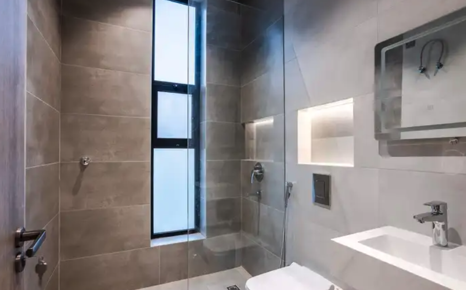 شقق فاخره للتمليك جاهز افراغ فوري جده حي الفيصلية 3وا4غرف