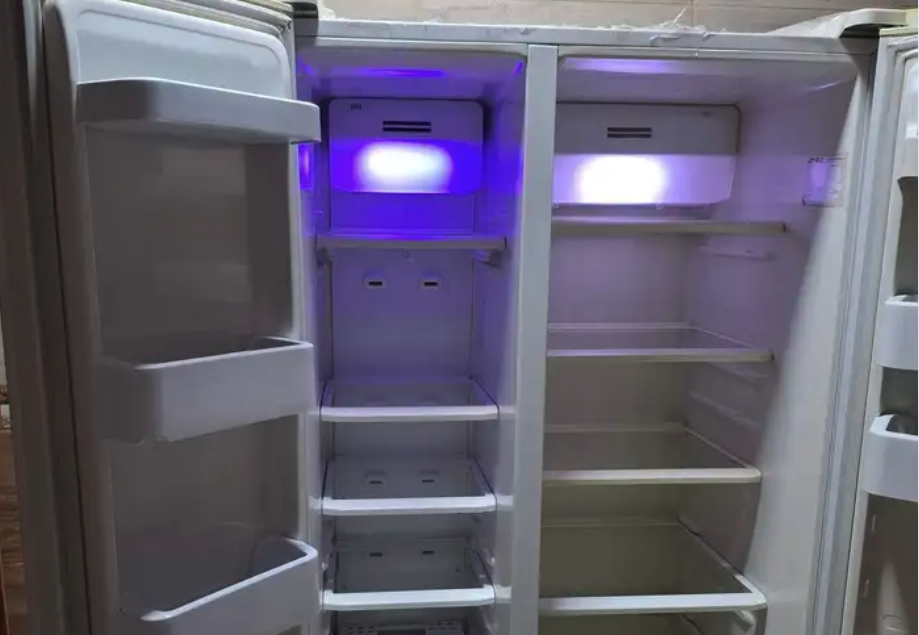 ثلاجة دولاب سامسونج وغسالة 7.5 كجم نظيفة العريض الصالحية