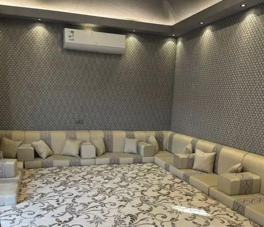 استراحه حي ظهرة نمار عند سكن وزارة الداخليه للايجار اليومي