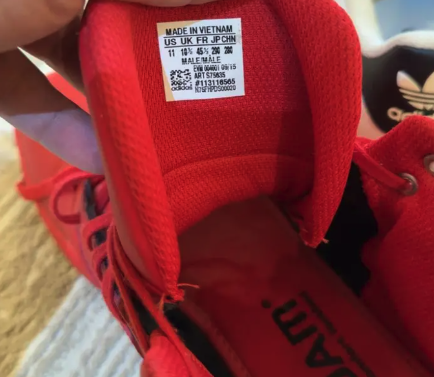 جزمة اديداس الاصلية