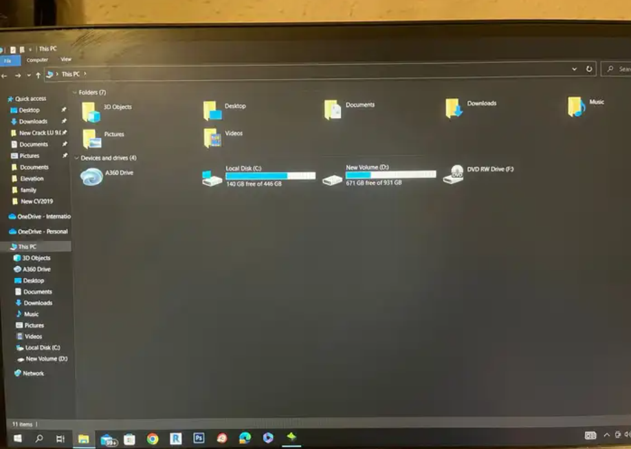 كمبيوتر مكتبي هندسي للبيع