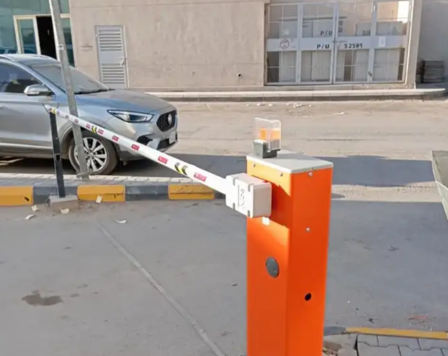 بوابة دخول سيارات بوابة مواقف سيارات