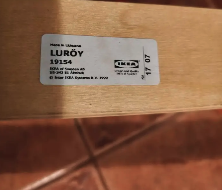 سرير ايكيا قابل للتمدد 200سم 80سم نظيف جدا