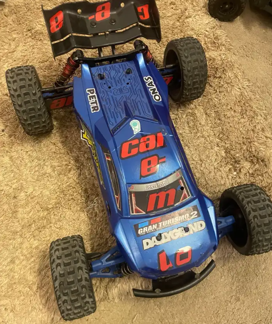 للبيع سيارة ريموت Arrma Outcast 6S BLX