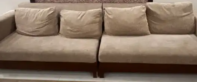 كنب للبيع ملاحظه بسيطه فيه بس