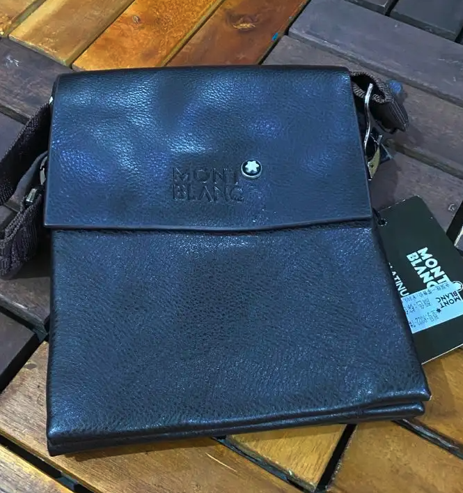 شنط رجالية فاخرة