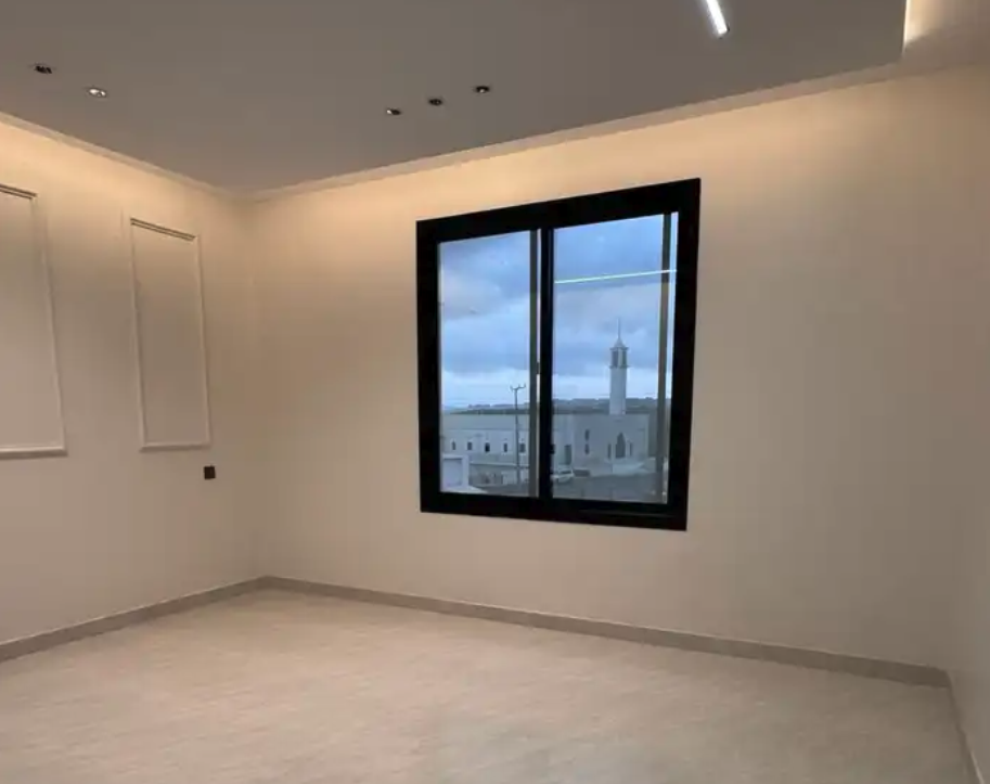 للبيع شقه دور ثانى 6 غرف vip من 500 الف حى الزهور ابها