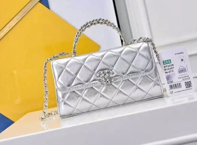 Chanel bags for women’s