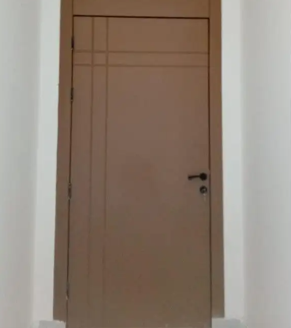 باب الخشب اخدر ردالموية حلوق سويدي قشره سنديان باب ترميم