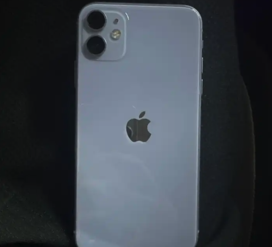 جوال ايفون 11