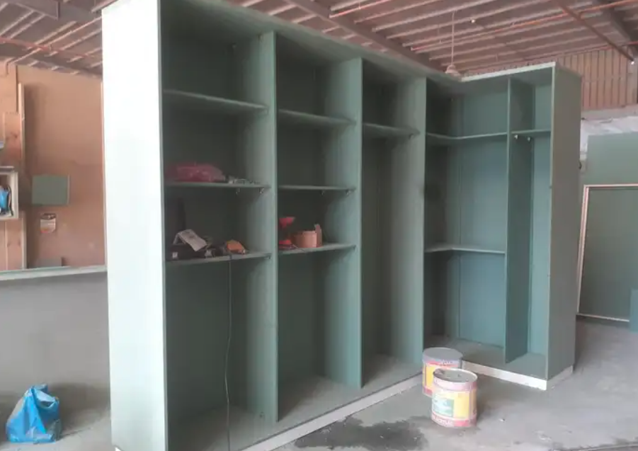 حسين للدهانات الخشبيه والنجارة