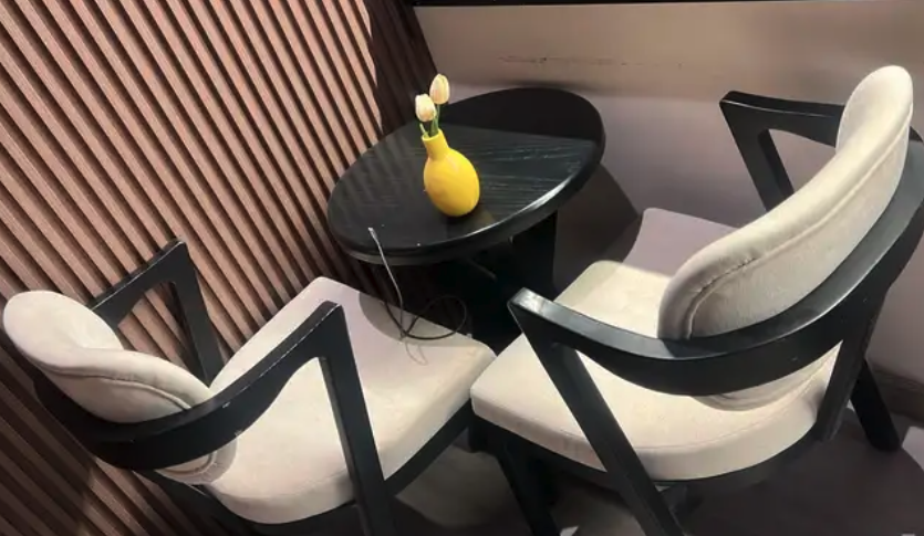 اثاث كوفي طاولات و كراسي للبيع