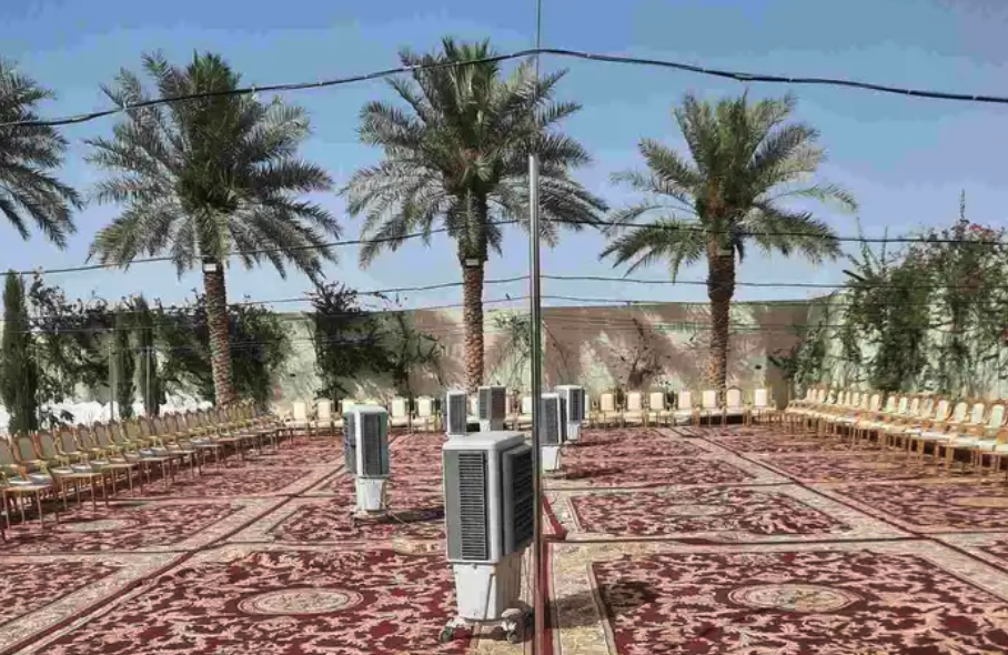 تاجر مكيفات