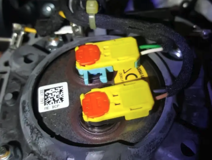 شريحة الأيرباق والبوري لسيارات تويوتا ولكزس ضمان 6 شهور