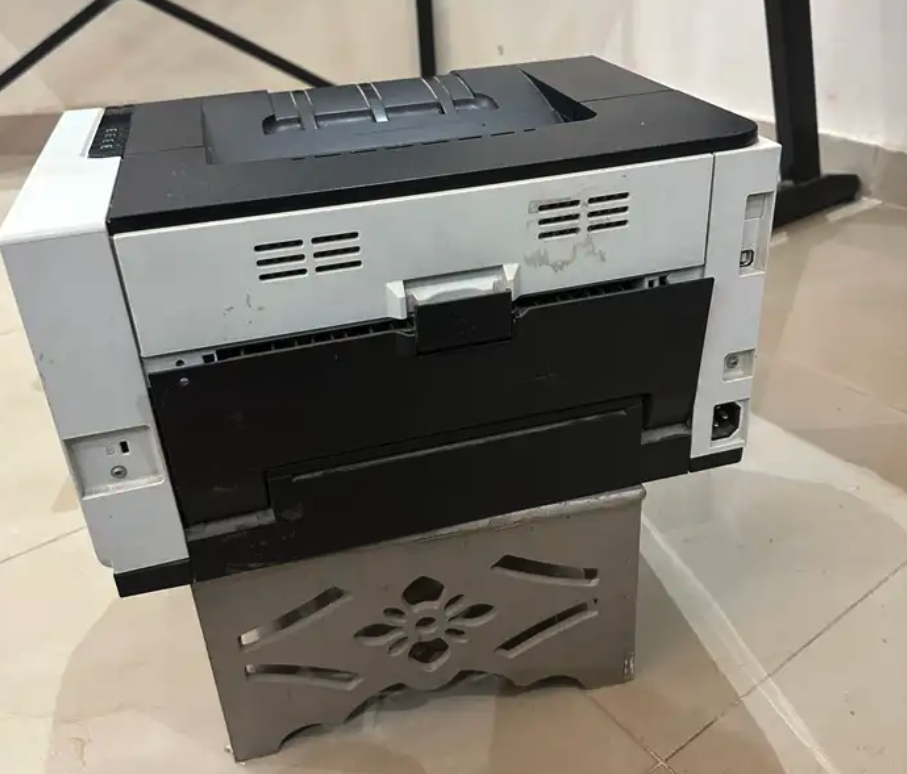 الة تصوير وطباعة