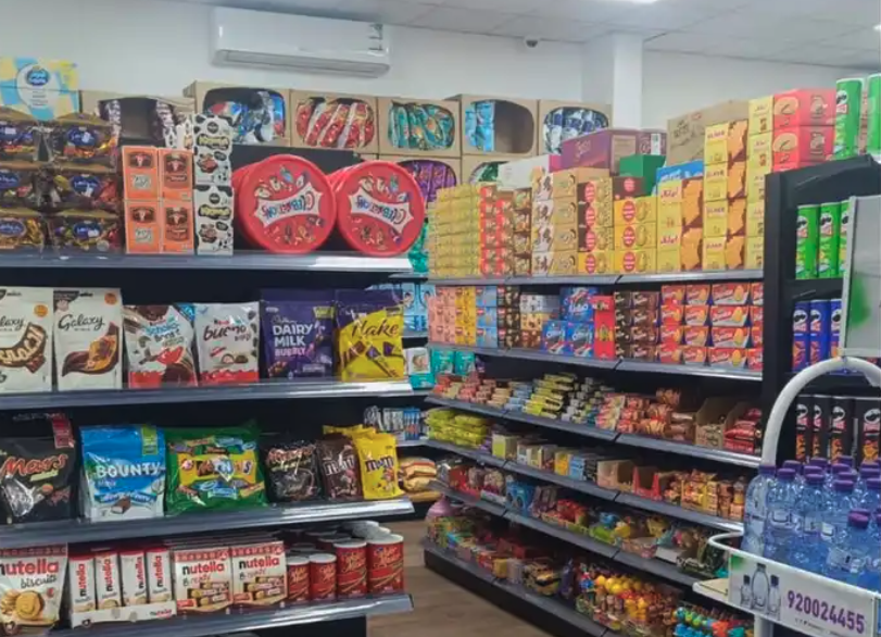 سوبر ماركت للتقبيل بحائل بشارع العريفي