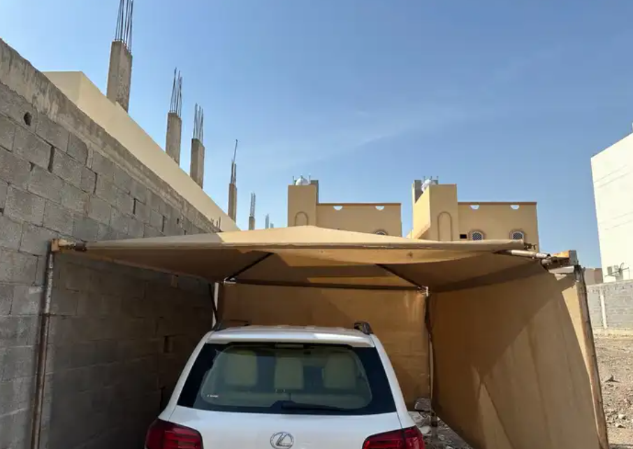 مظلة سيارات للبيع