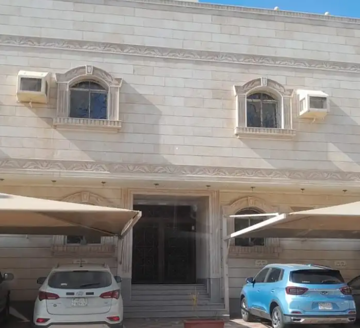 معلم ديكورات بويا في جده