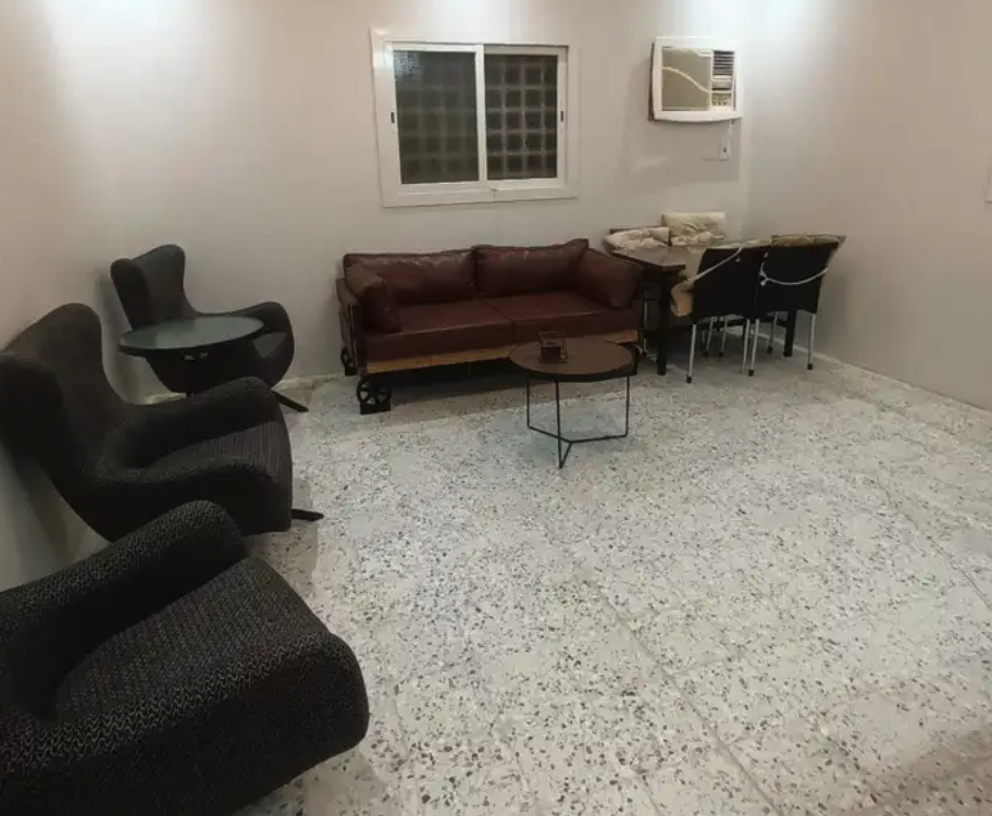 اغرض اثاث للبيع