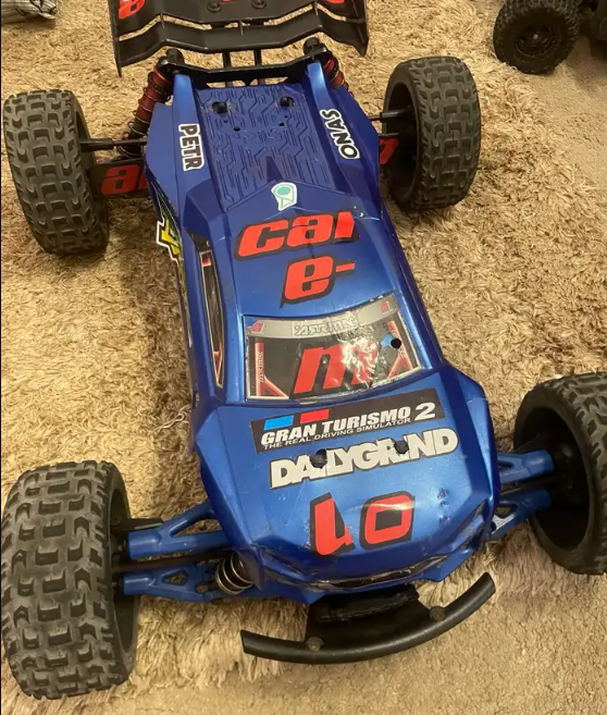 للبيع سيارة ريموت Arrma Outcast 6S BLX