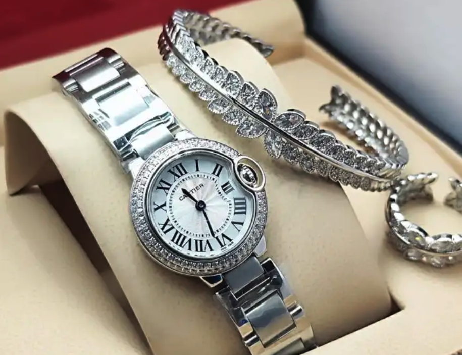 ساعه كارتير نسائي جوده عاليه