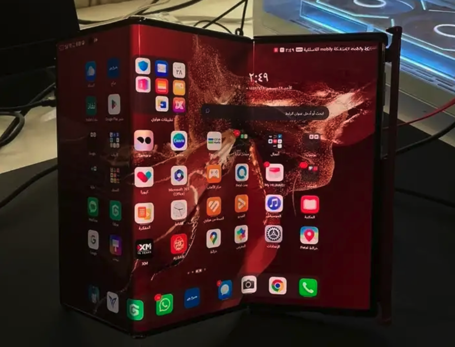 هواوي اكس تي ثلاثي الطي للبيع