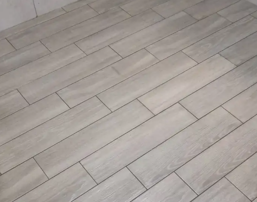 مبلط يمني لجميع انواع السيراميك ورخام
